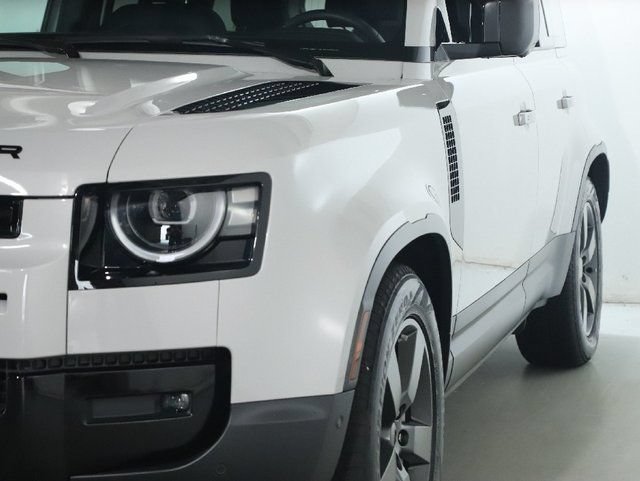 Used 2026 Land Rover Defender 110 S AWD/4WD image 14