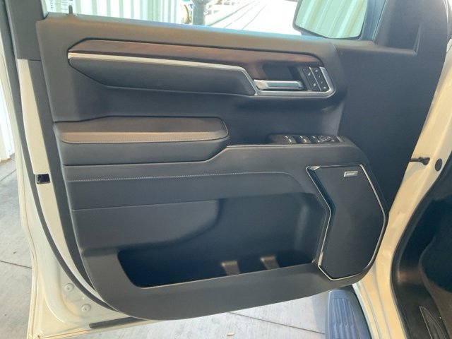 Used 2024 GMC Sierra 1500 SLT w/ SLT Premium Plus Package image 5