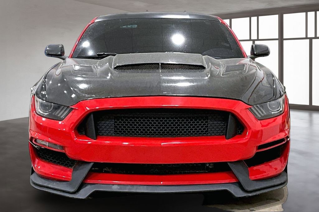 Used 2017 Ford Mustang GT w/ GT Performance Package RWD image 4