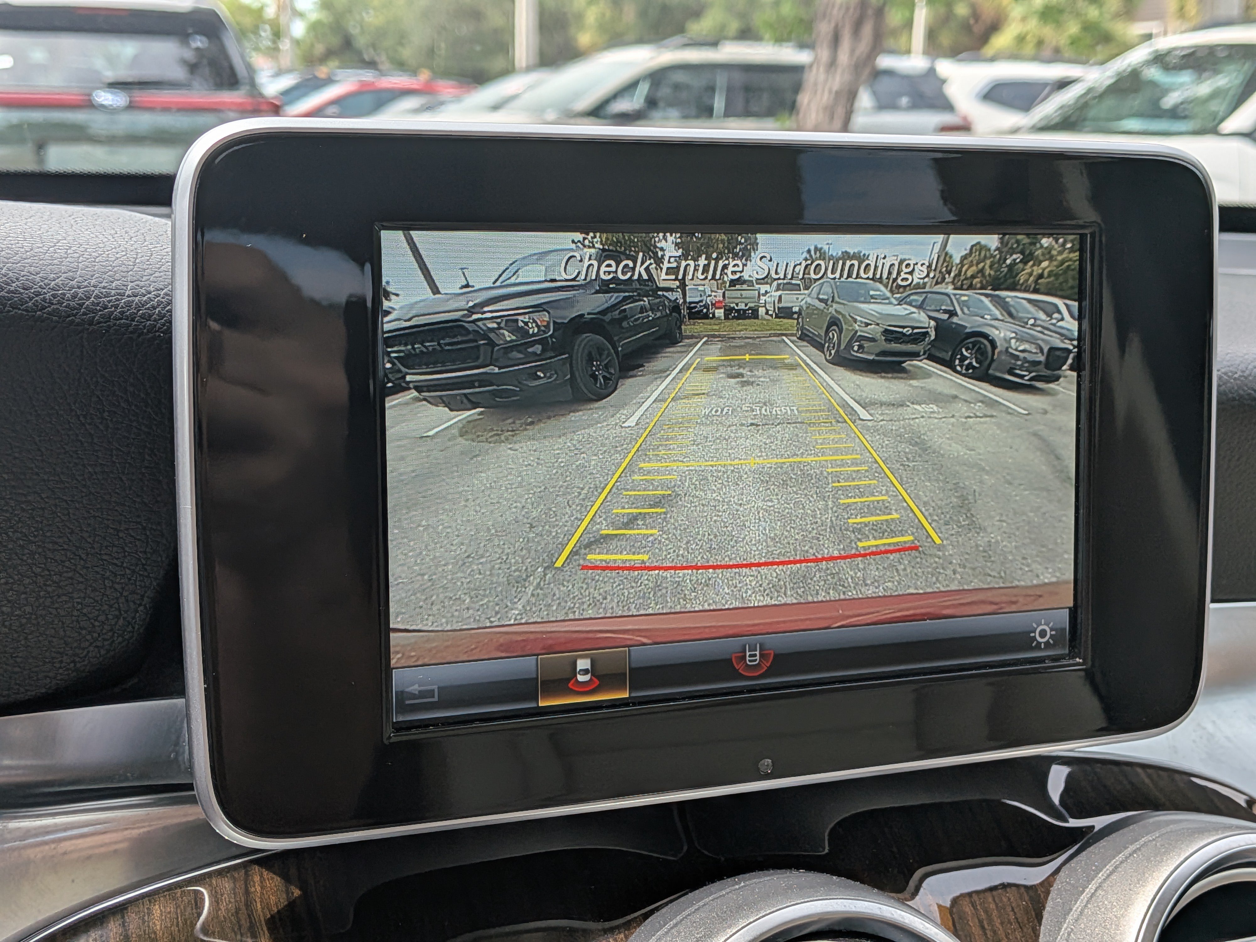 Used 2019 Mercedes-Benz GLC 300 image 33