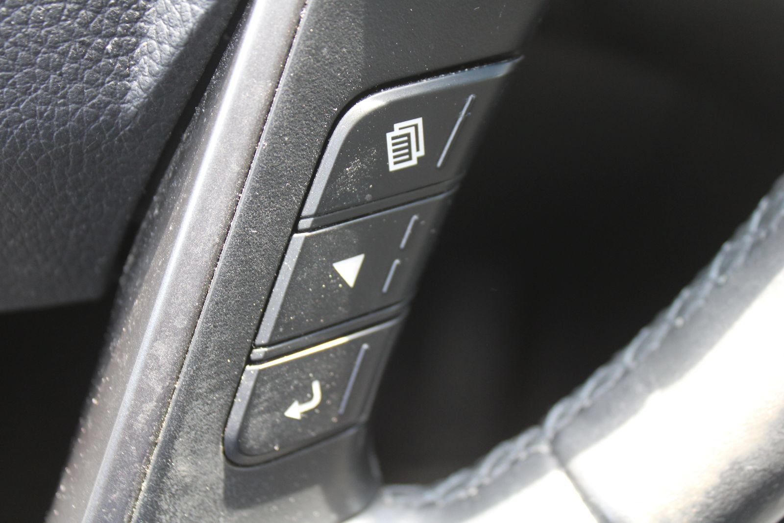 Used 2018 Hyundai Santa Fe Sport FWD image 36