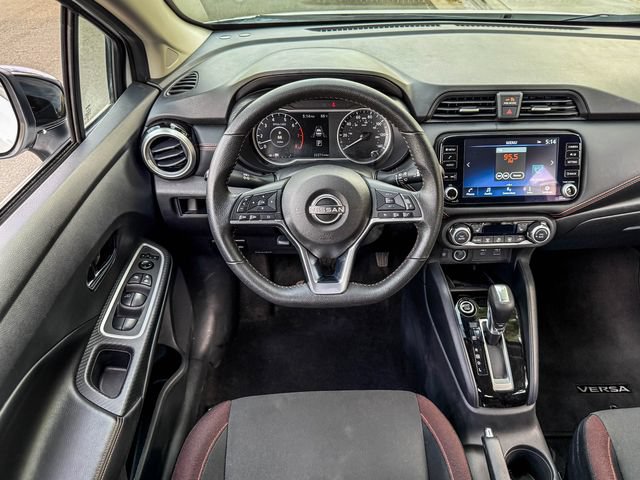 Used 2024 Nissan Versa SR FWD image 28
