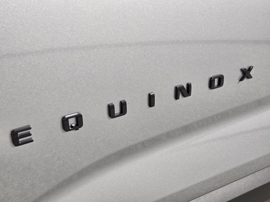 New 2026 Chevrolet Equinox RS w/ Convenience Package III FWD image 11