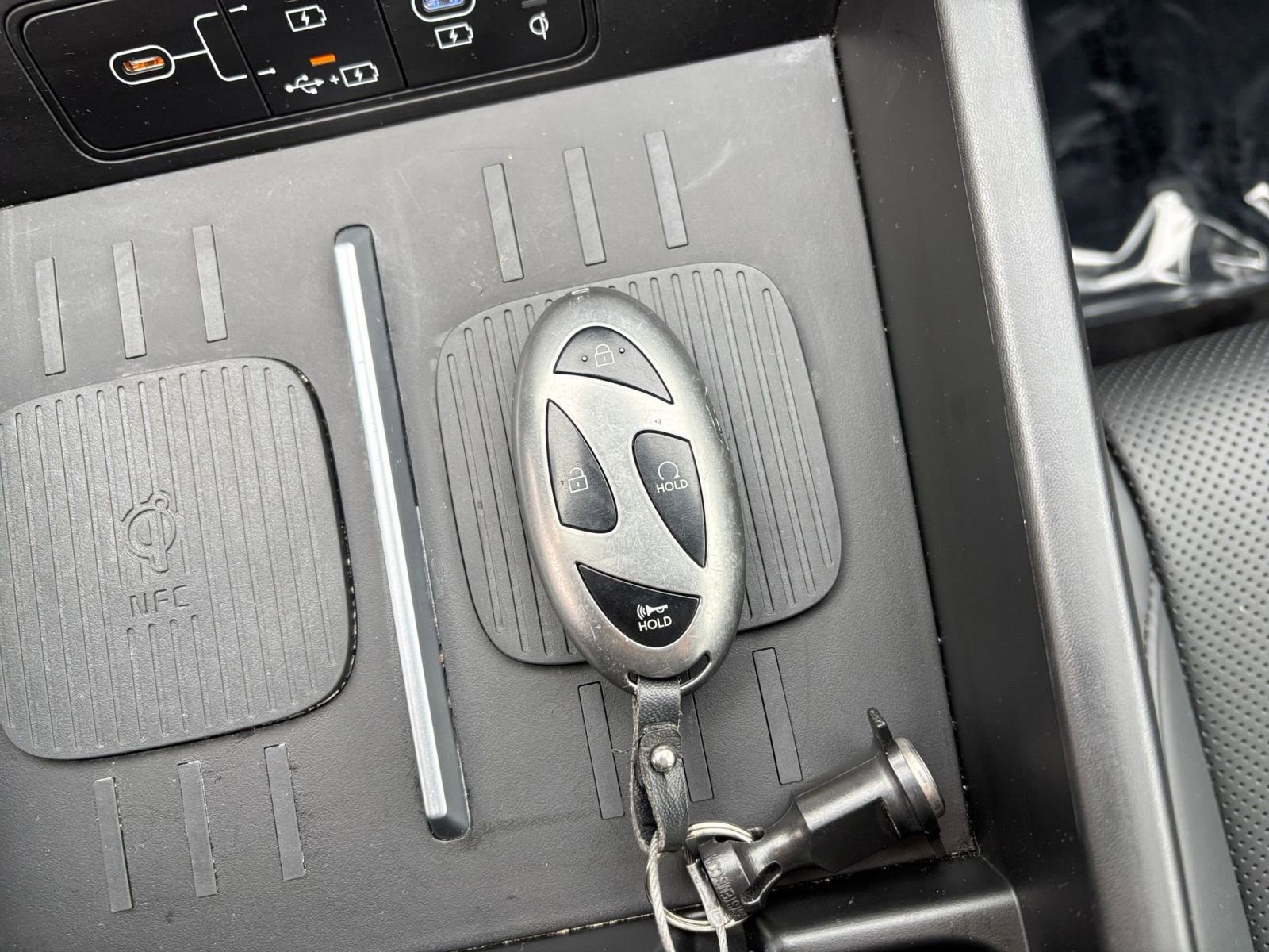 Used 2025 Hyundai Santa Fe SEL image 22