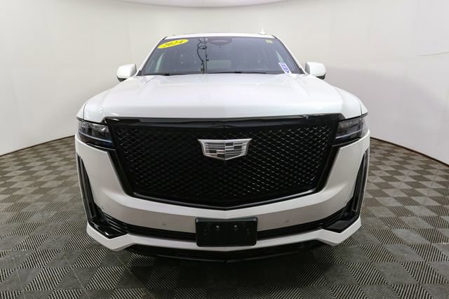 Used 2024 Cadillac Escalade ESV Sport Platinum w/ LPO, ONYX Package image 4