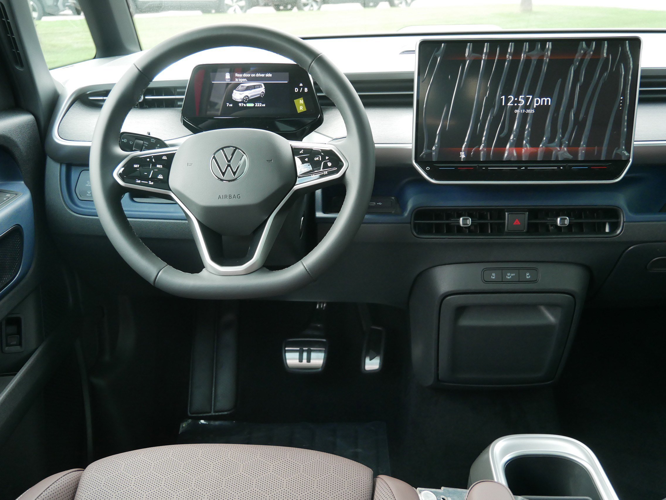 New 2025 Volkswagen ID. Buzz Pro S Plus image 11