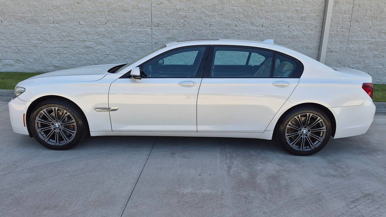 Used 2013 BMW 740Li xDrive AWD/4WD image 4