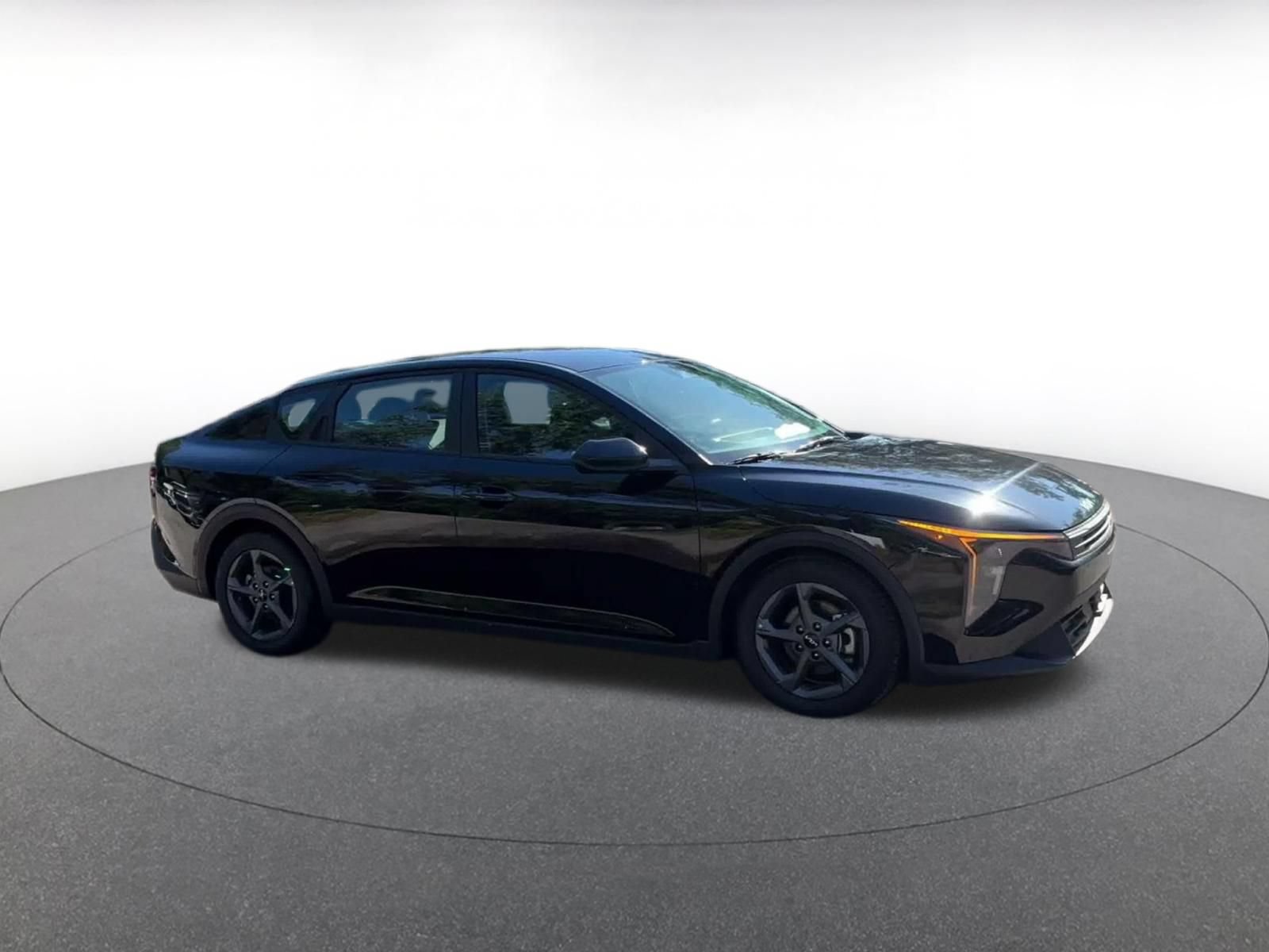 Used 2025 Kia K4 FWD video 2