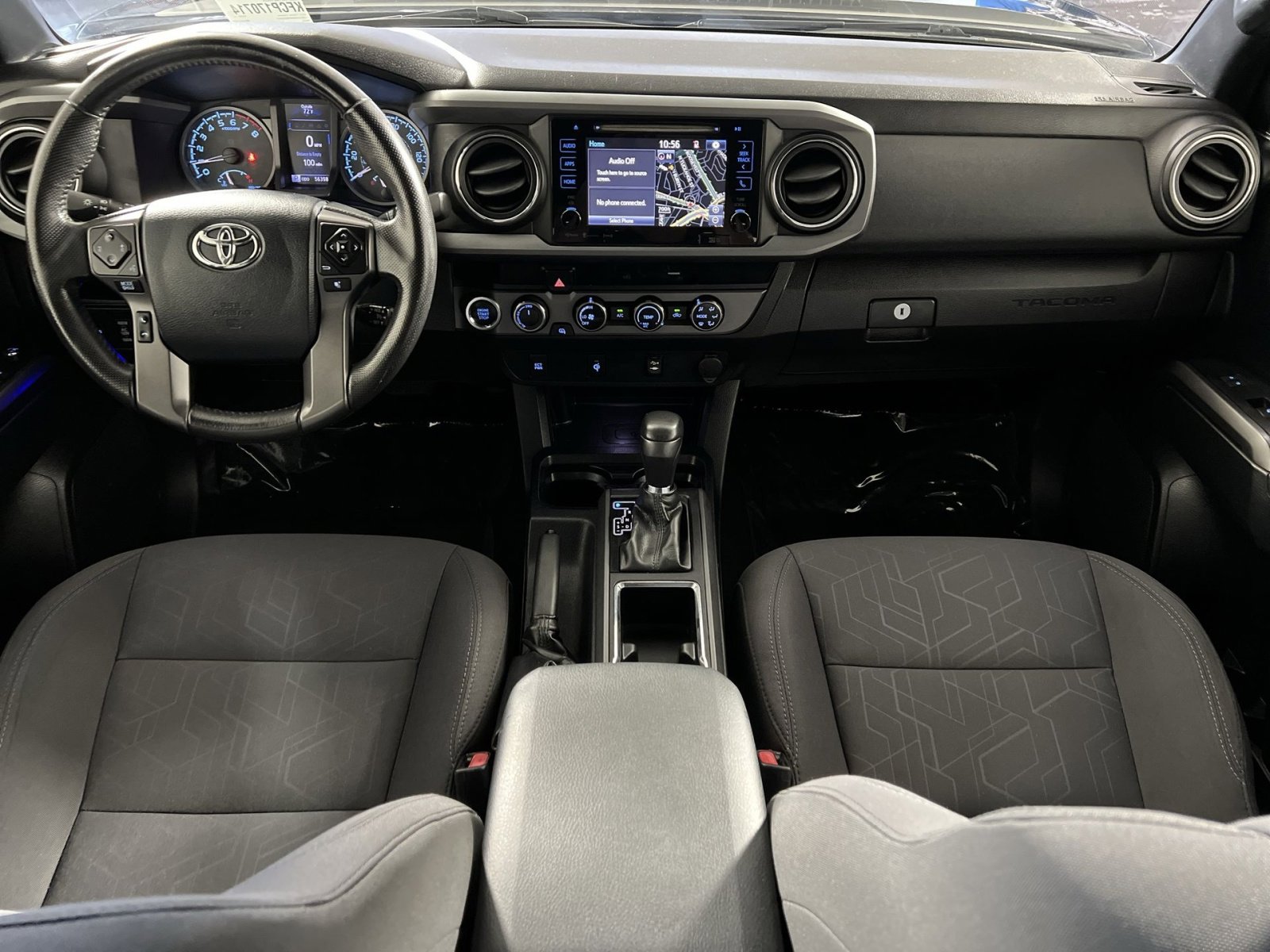 Used 2017 Toyota Tacoma TRD Off-Road w/ Tow Package (A/T) image 23