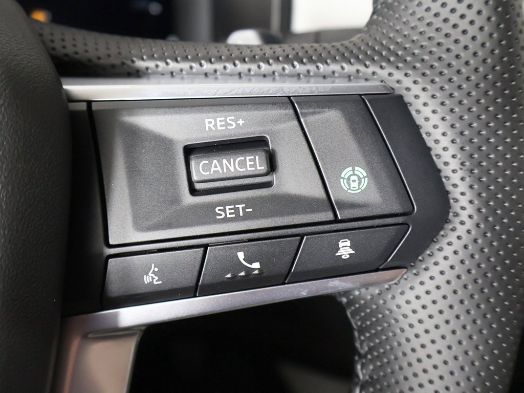 New 2025 Mitsubishi Outlander SE image 42
