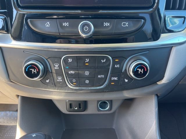 Used 2019 Chevrolet Traverse LT image 25