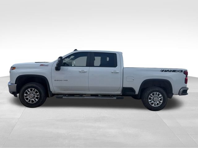 Used 2023 Chevrolet Silverado 2500 LT w/ Convenience Package AWD/4WD image 11
