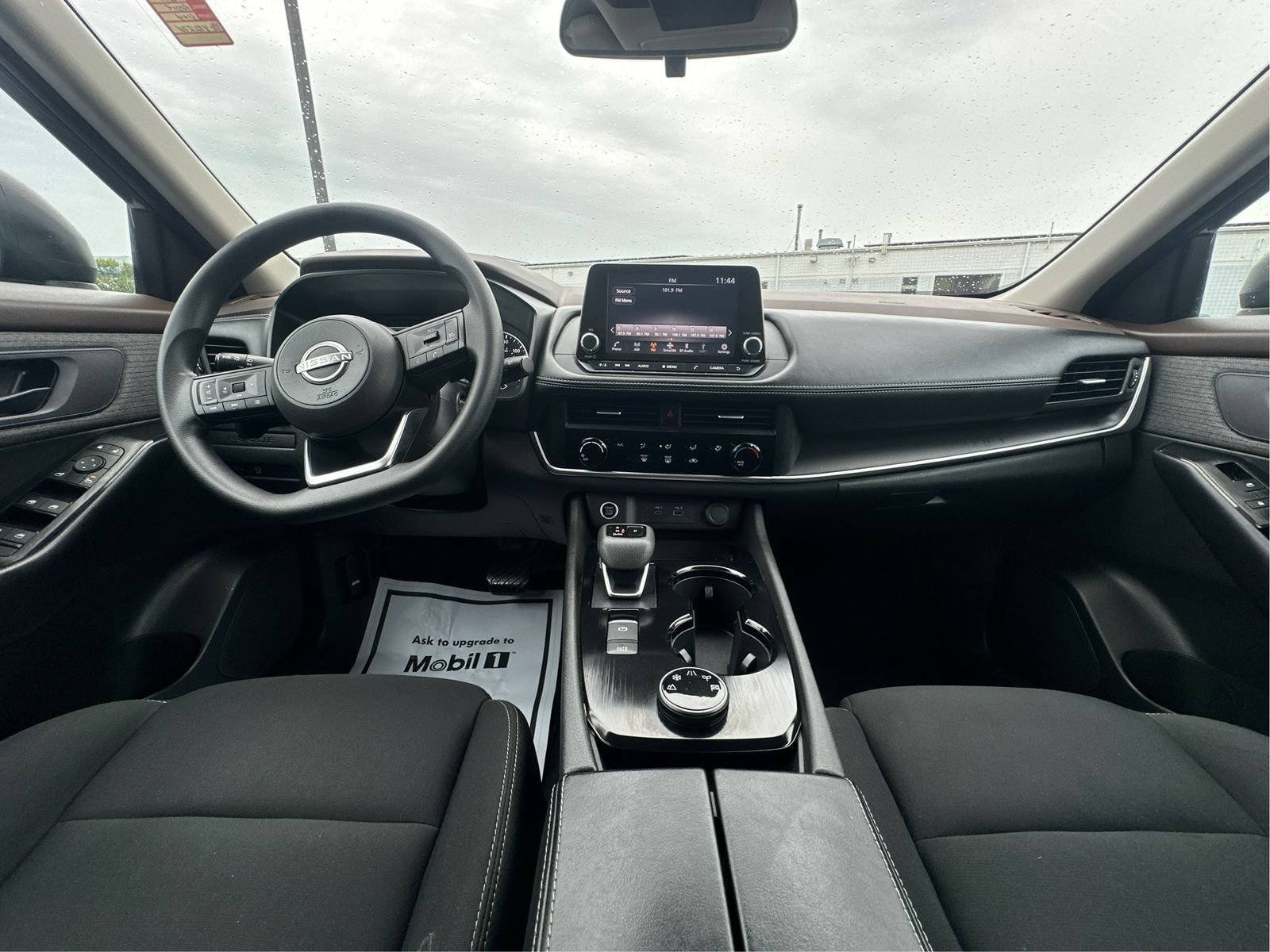 Used 2023 Nissan Rogue S AWD/4WD image 26