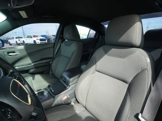 Used 2018 Dodge Charger SXT w/ Blacktop Package image 35