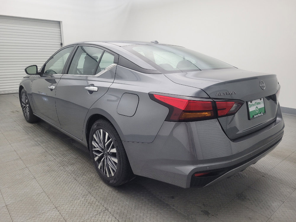 Used 2023 Nissan Altima 2.5 SV image 5