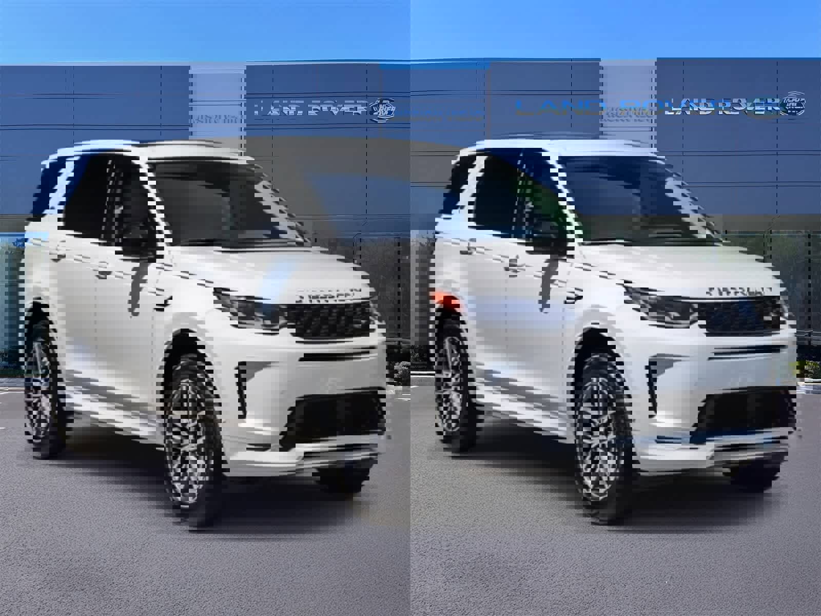 New 2024 Land Rover Discovery Sport S image 3