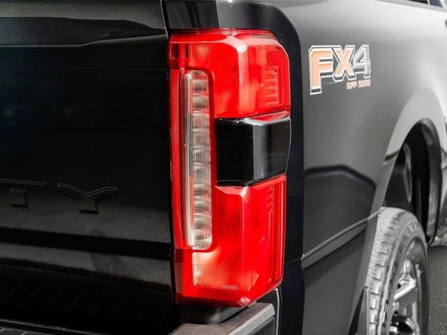 Used 2024 Ford F250 Lariat w/ Lariat Ultimate Package AWD/4WD image 14