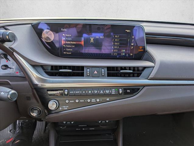 Used 2021 Lexus ES 350 w/ Premium Package image 12