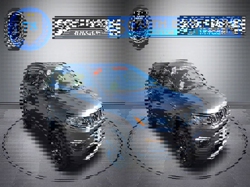 Used 2020 Jeep Compass Latitude image 2