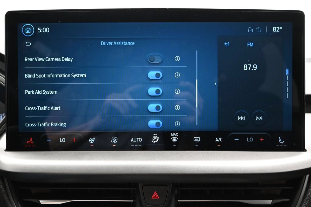 New 2026 Ford Escape SE FWD image 41