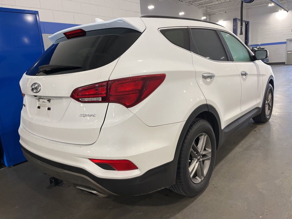 Used 2018 Hyundai Santa Fe Sport image 3