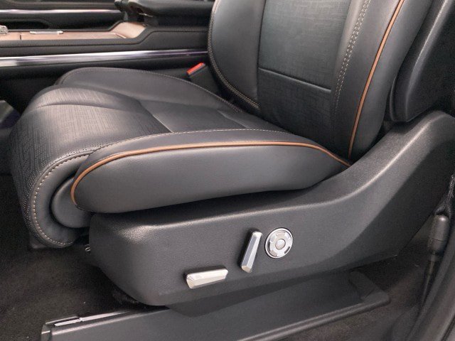 New 2027 Lincoln Navigator L Black Label AWD/4WD image 21