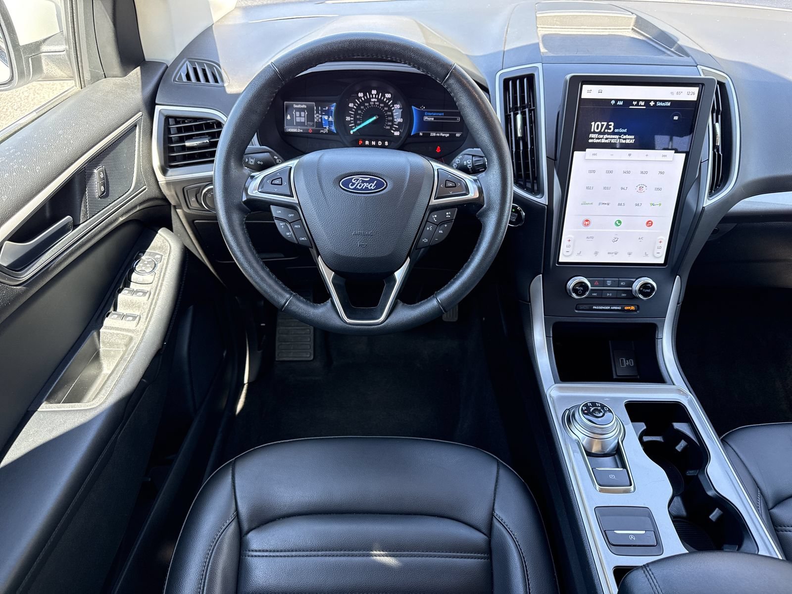 Used 2024 Ford Edge SEL AWD/4WD image 13