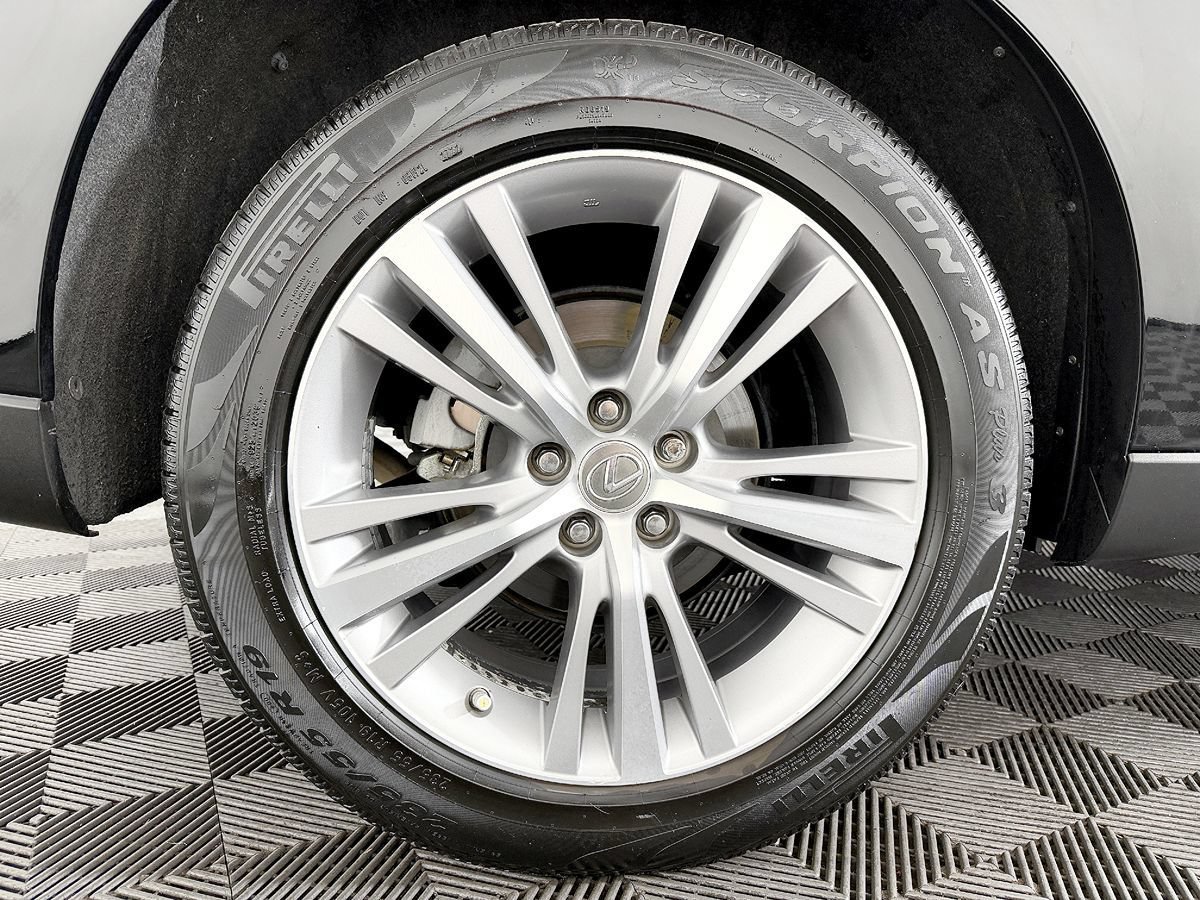 Used 2015 Lexus RX 450h AWD image 23