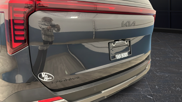 Used 2026 Kia Carnival SX Prestige FWD image 40