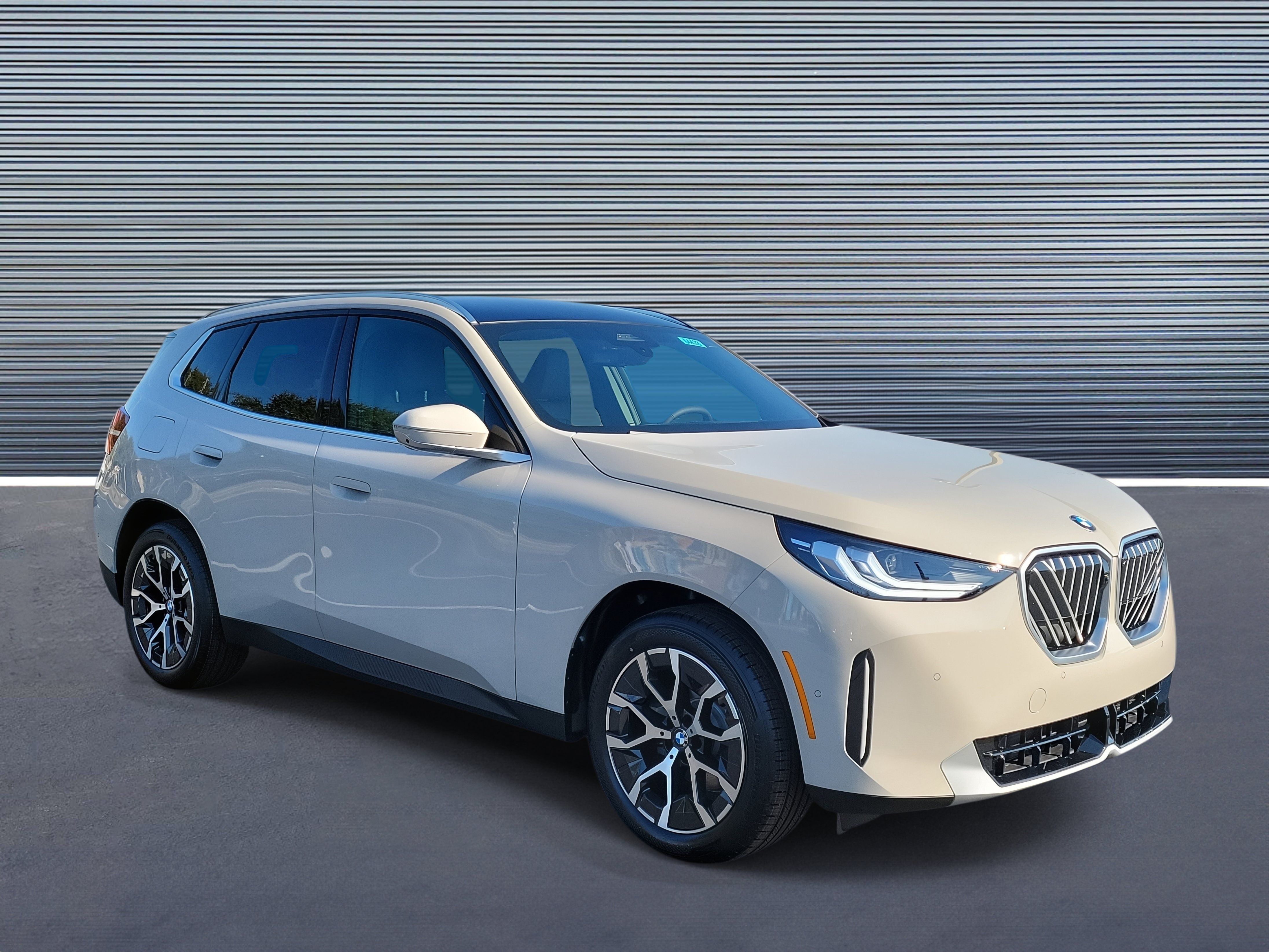 New 2026 BMW X3 xDrive30 w/ Premium Package AWD/4WD image 2