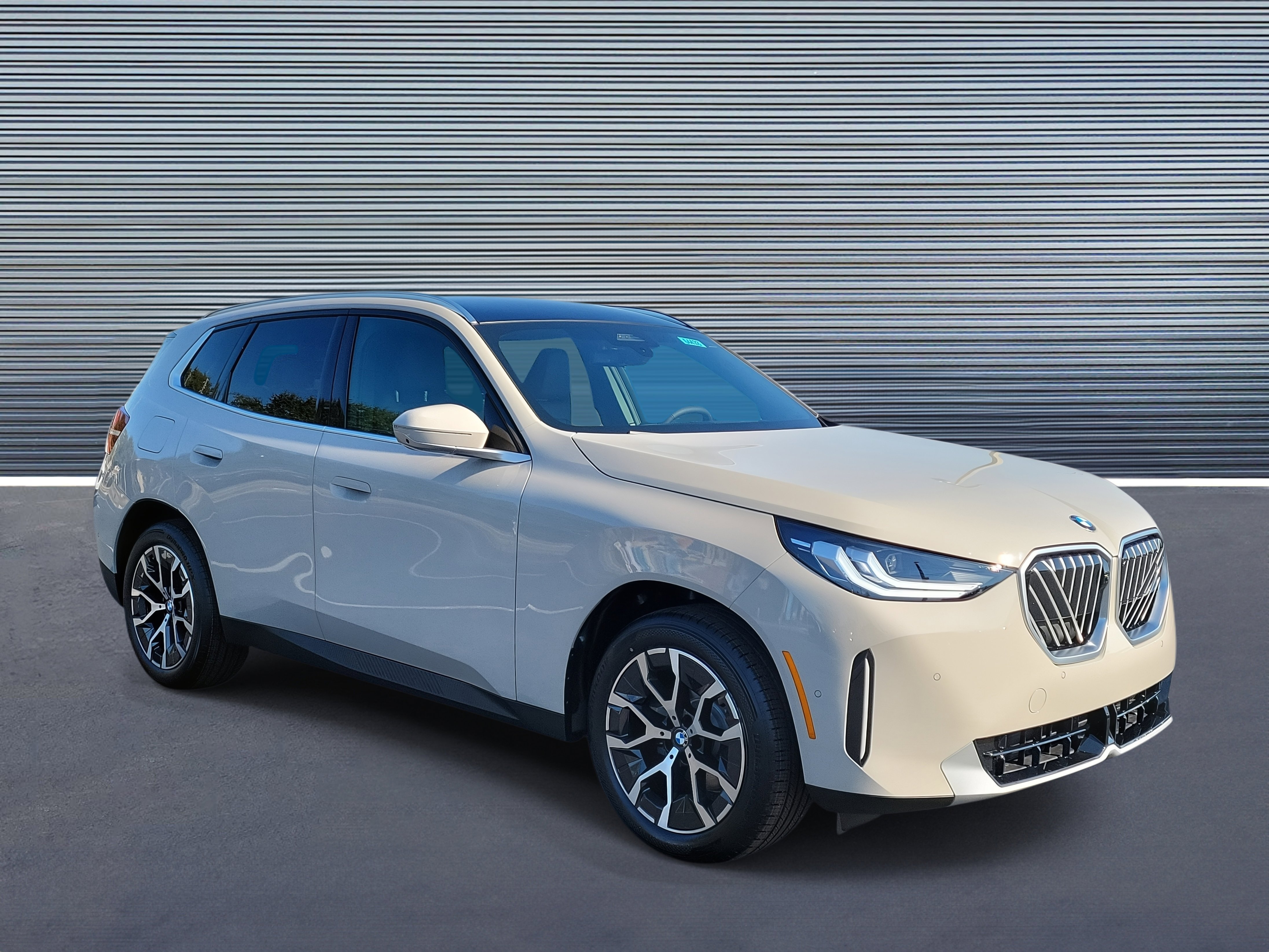 New 2026 BMW X3 xDrive30 w/ Premium Package image 2