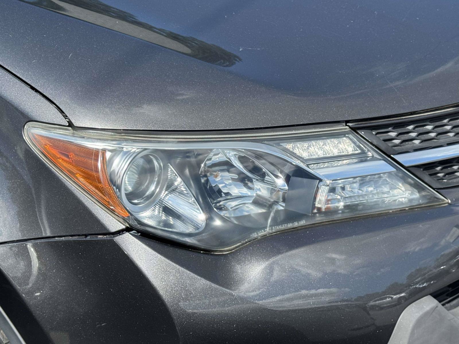 Used 2015 Toyota RAV4 XLE AWD/4WD image 6