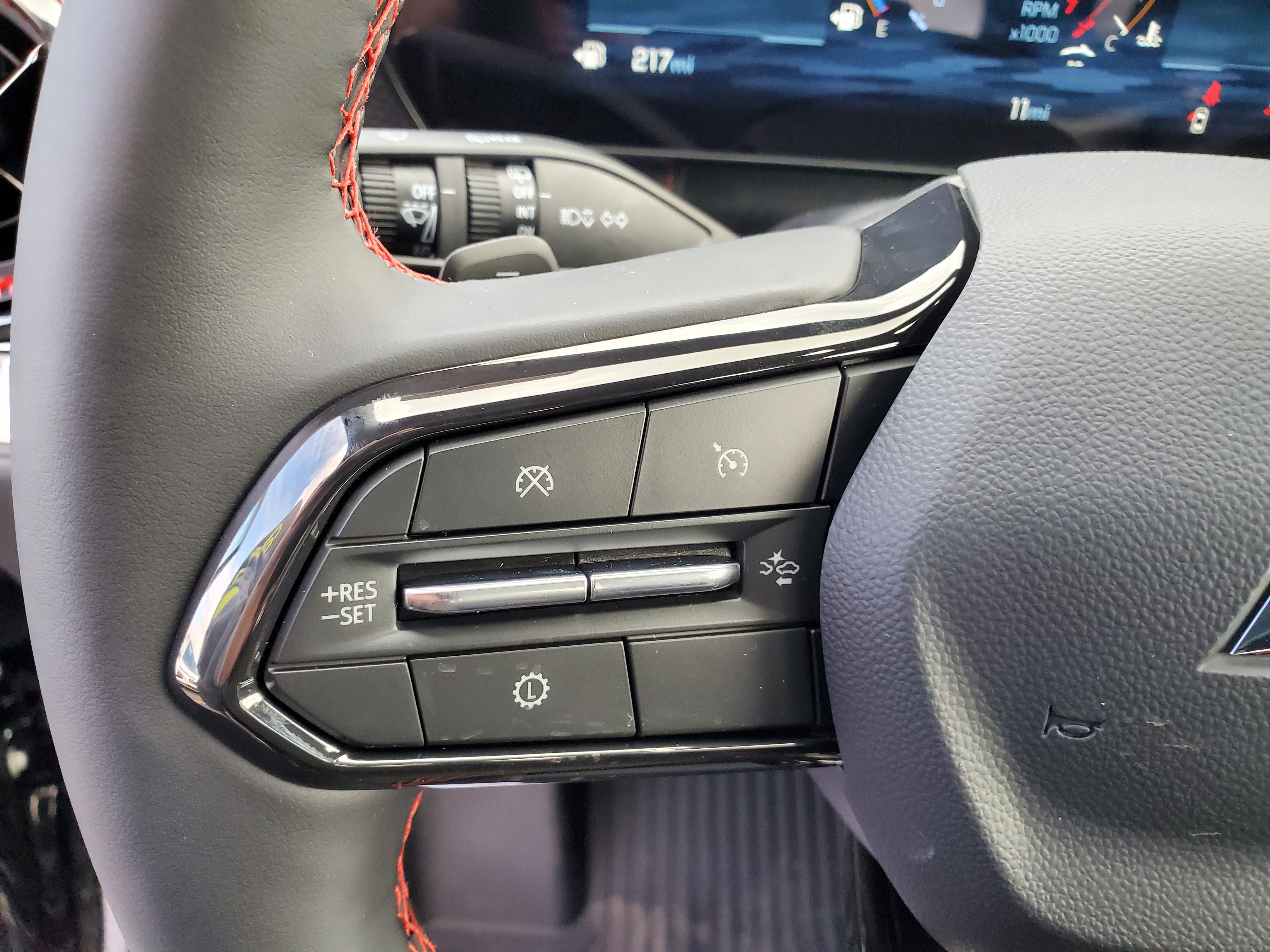 New 2026 Chevrolet Equinox RS w/ LPO, Floor Liner Package FWD image 13