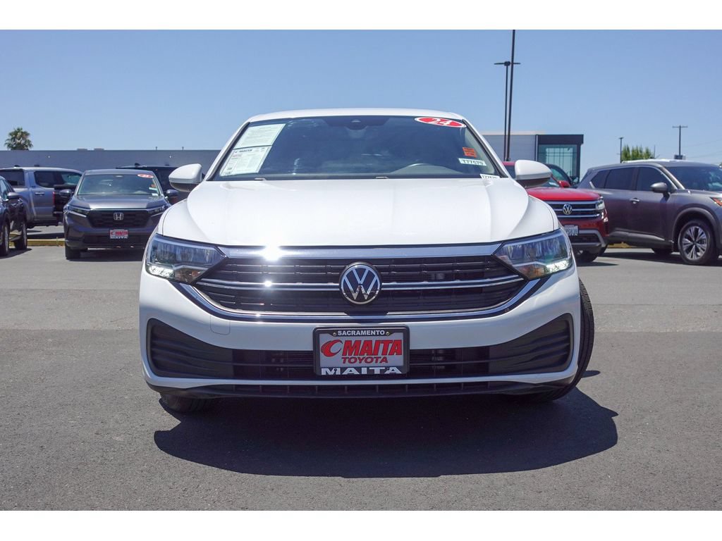 Used 2024 Volkswagen Jetta S FWD image 4