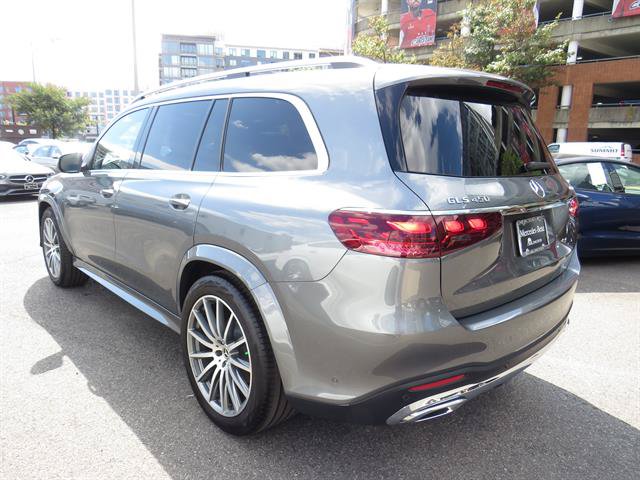 Used 2025 Mercedes-Benz GLS 450 4MATIC image 2