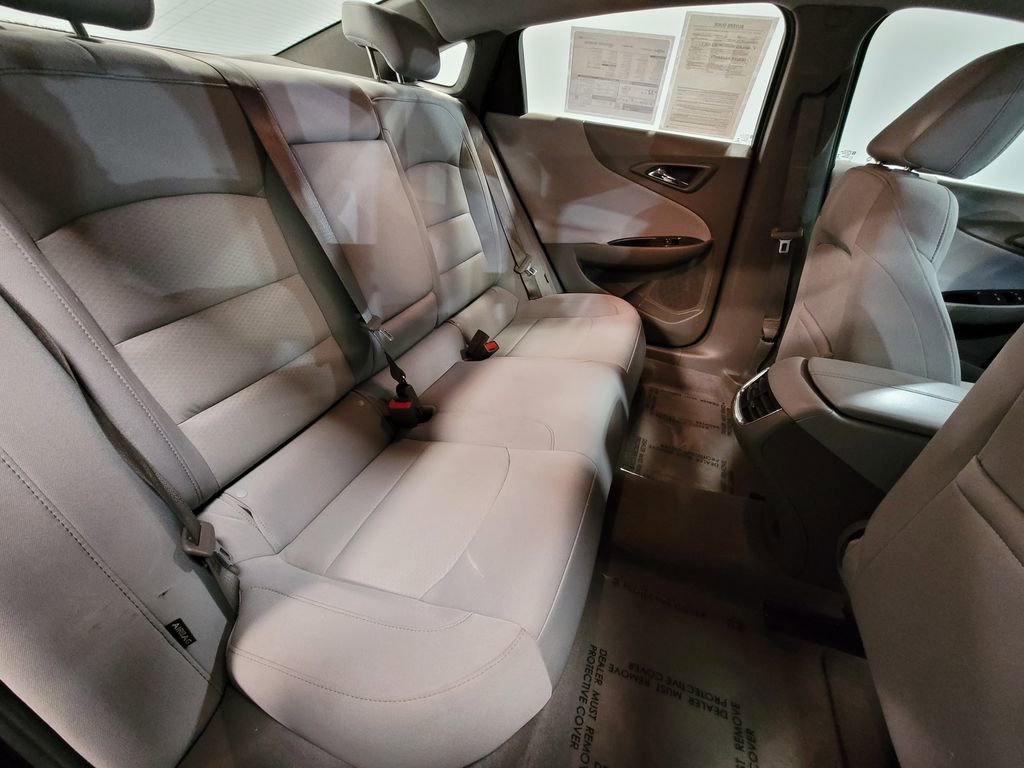 Used 2022 Chevrolet Malibu LT image 7