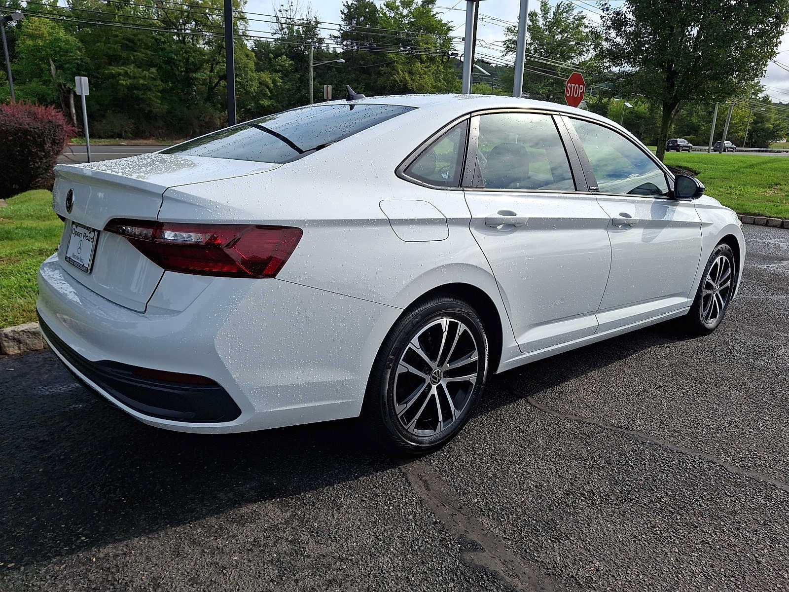 Used 2024 Volkswagen Jetta Sport FWD image 6