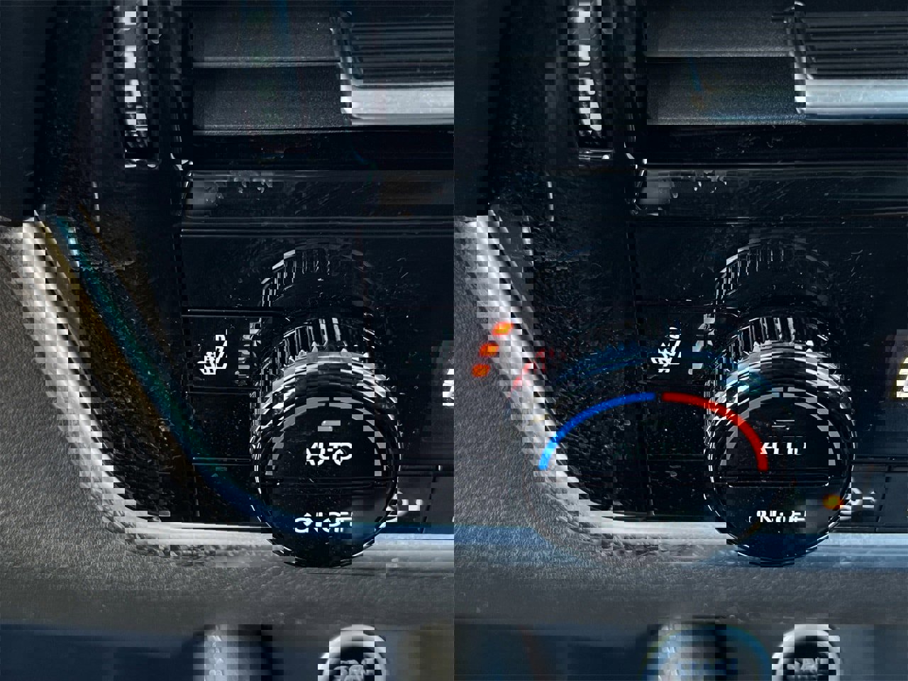 Certified 2023 Nissan Rogue SL w/ SL Premium Package image 19