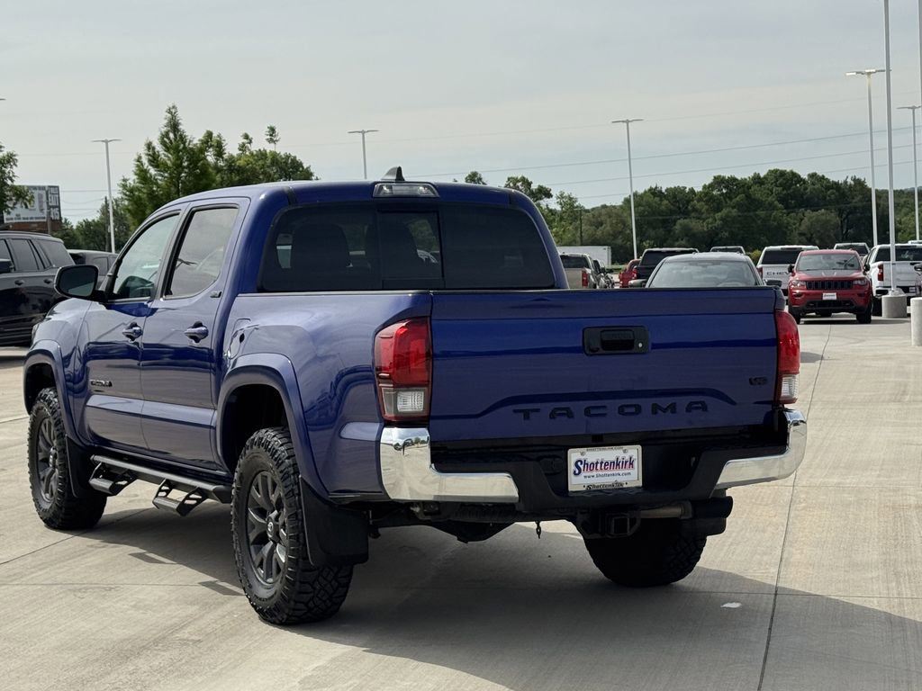 Used 2023 Toyota Tacoma SR5 RWD image 4