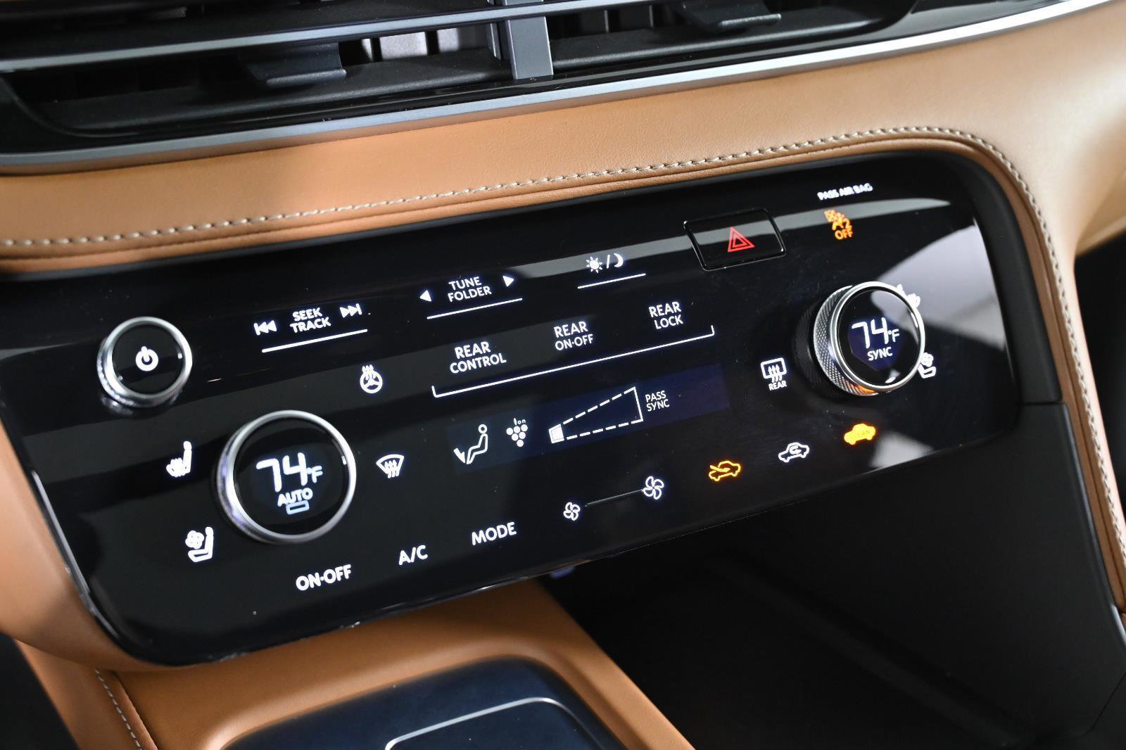 Used 2026 INFINITI QX60 Autograph w/ Dark Cargo Package image 18