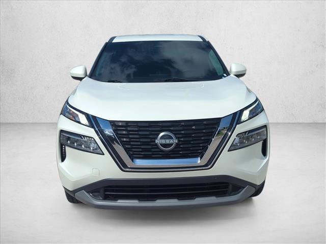 Used 2023 Nissan Rogue SV FWD image 2
