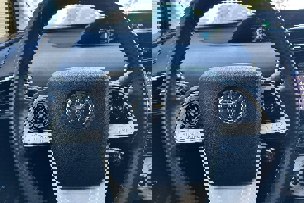 Used 2019 Toyota Prius Prime Plus image 21