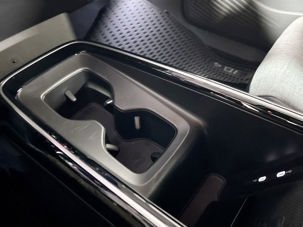 New 2026 Volkswagen ID.4 Pro AWD/4WD image 15