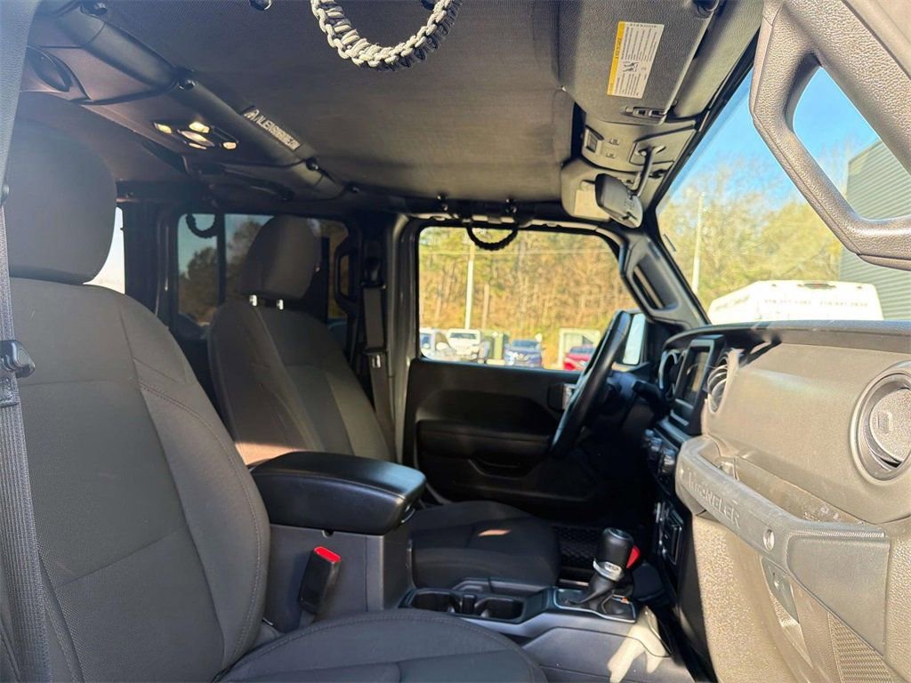 Used 2023 Jeep Wrangler Unlimited Sport image 10