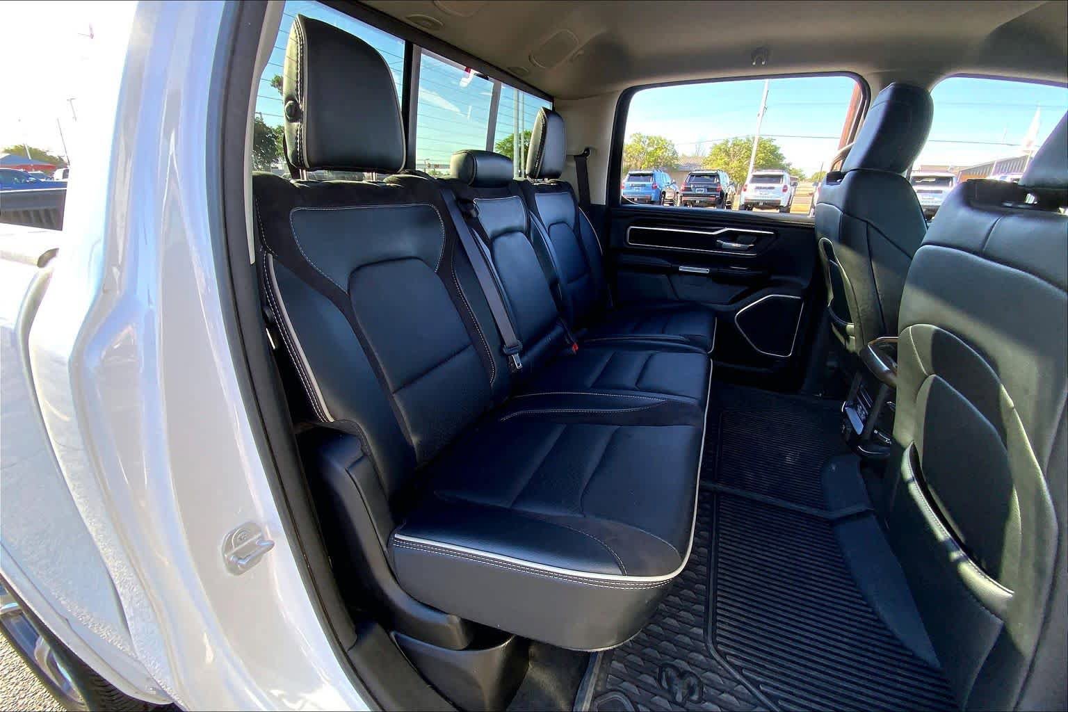 Used 2022 RAM 1500 Laramie AWD/4WD image 20