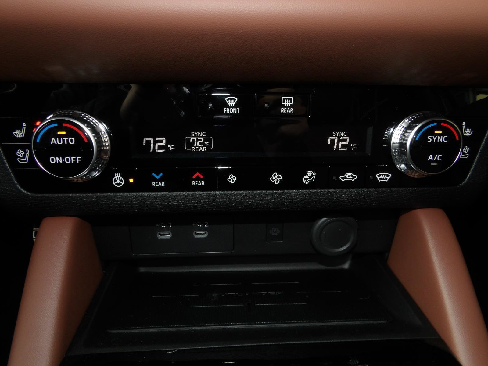 New 2026 Mitsubishi Outlander SEL AWD/4WD image 26