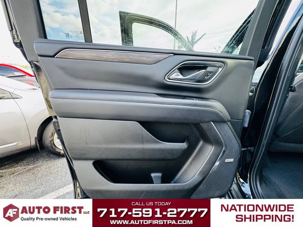 Used 2022 Chevrolet Suburban LT image 25