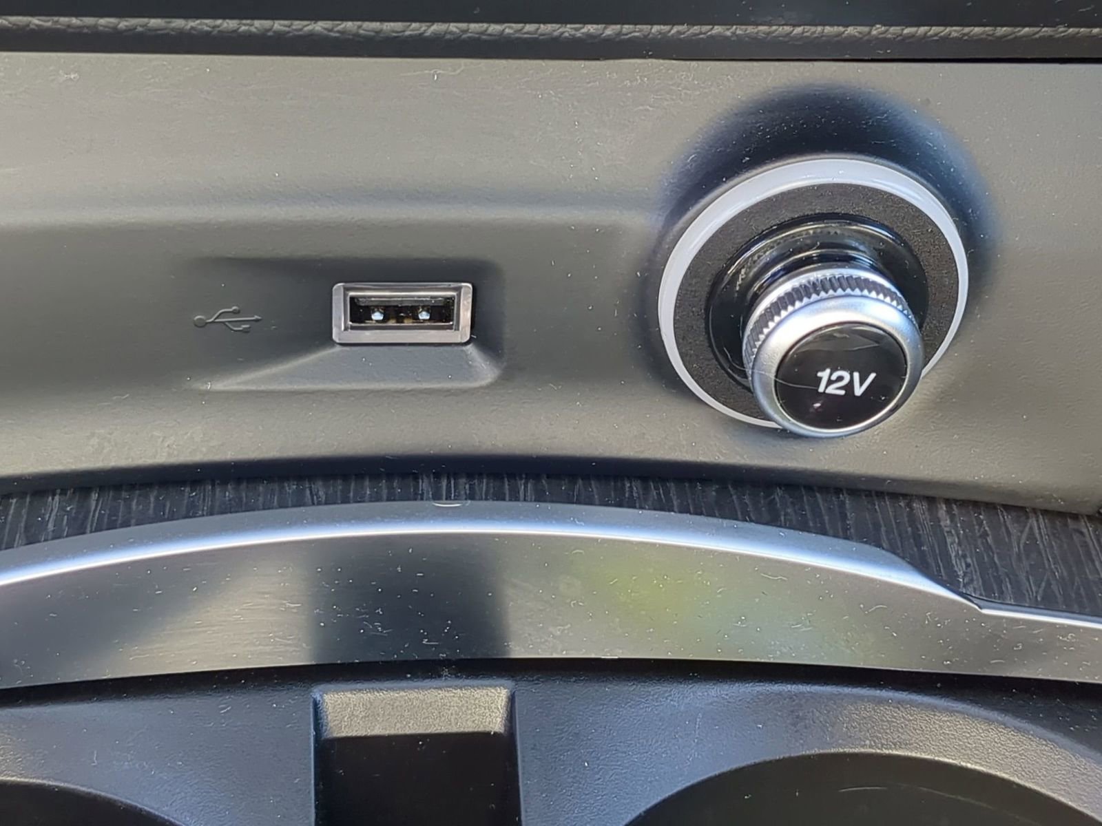 Used 2023 Alfa Romeo Stelvio Ti image 36