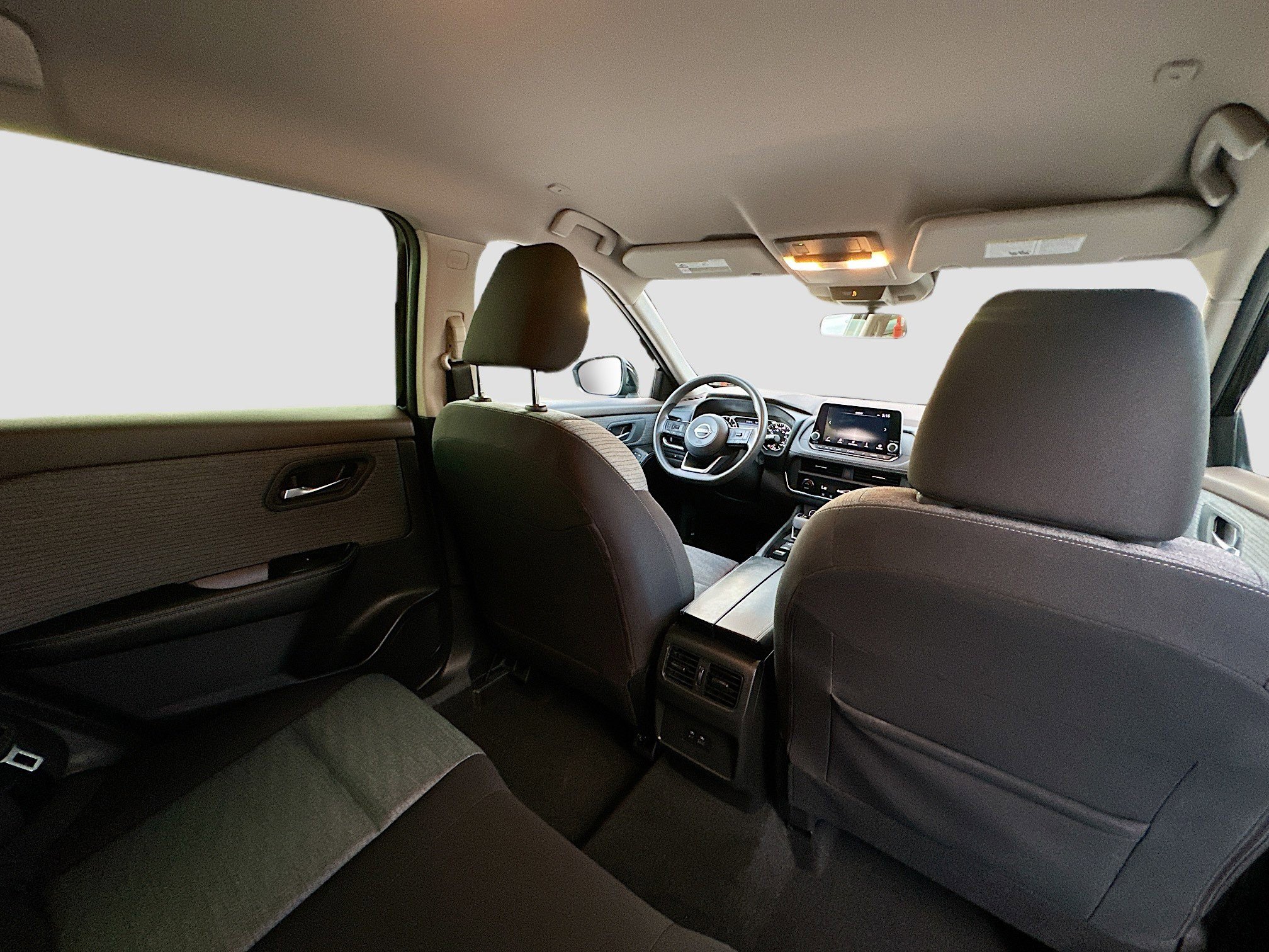 Used 2023 Nissan Rogue SV image 29