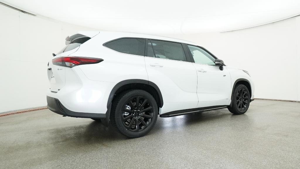 New 2026 Toyota Highlander XLE AWD/4WD image 7
